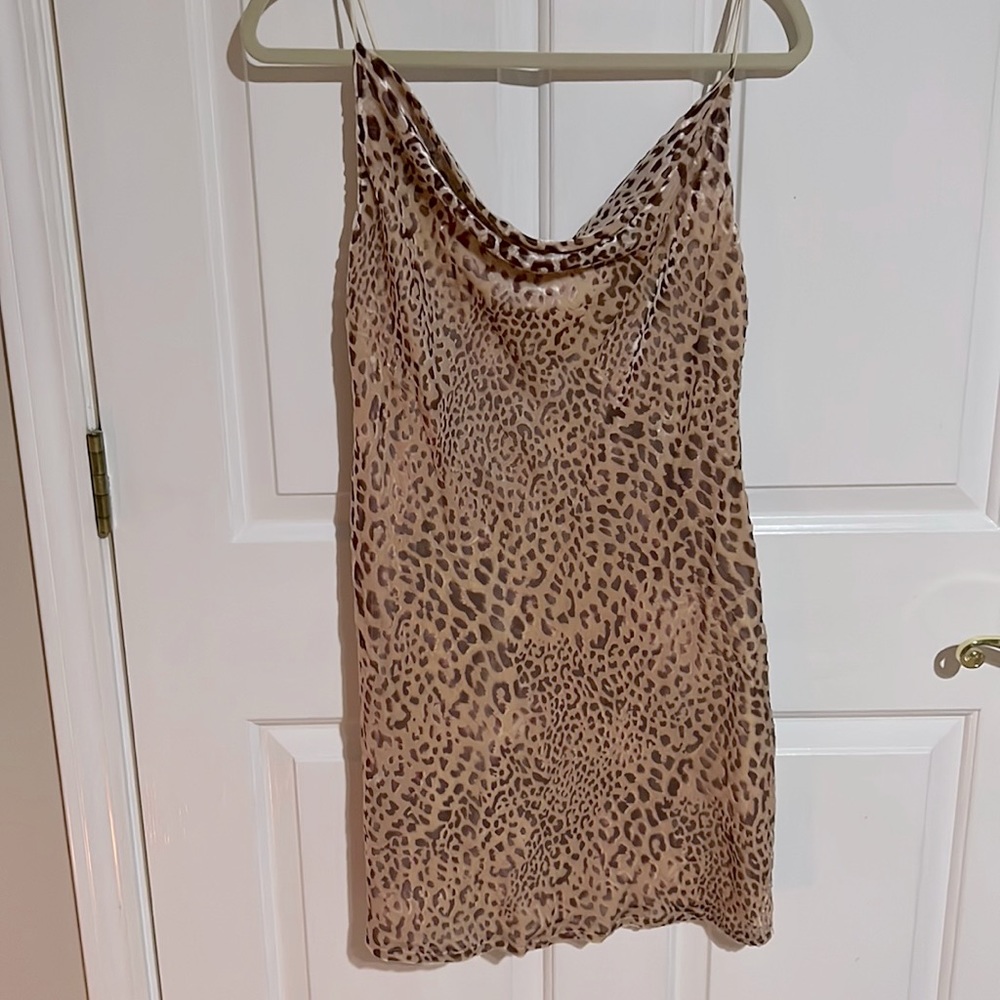 Selfie Leslie leopard dress size large